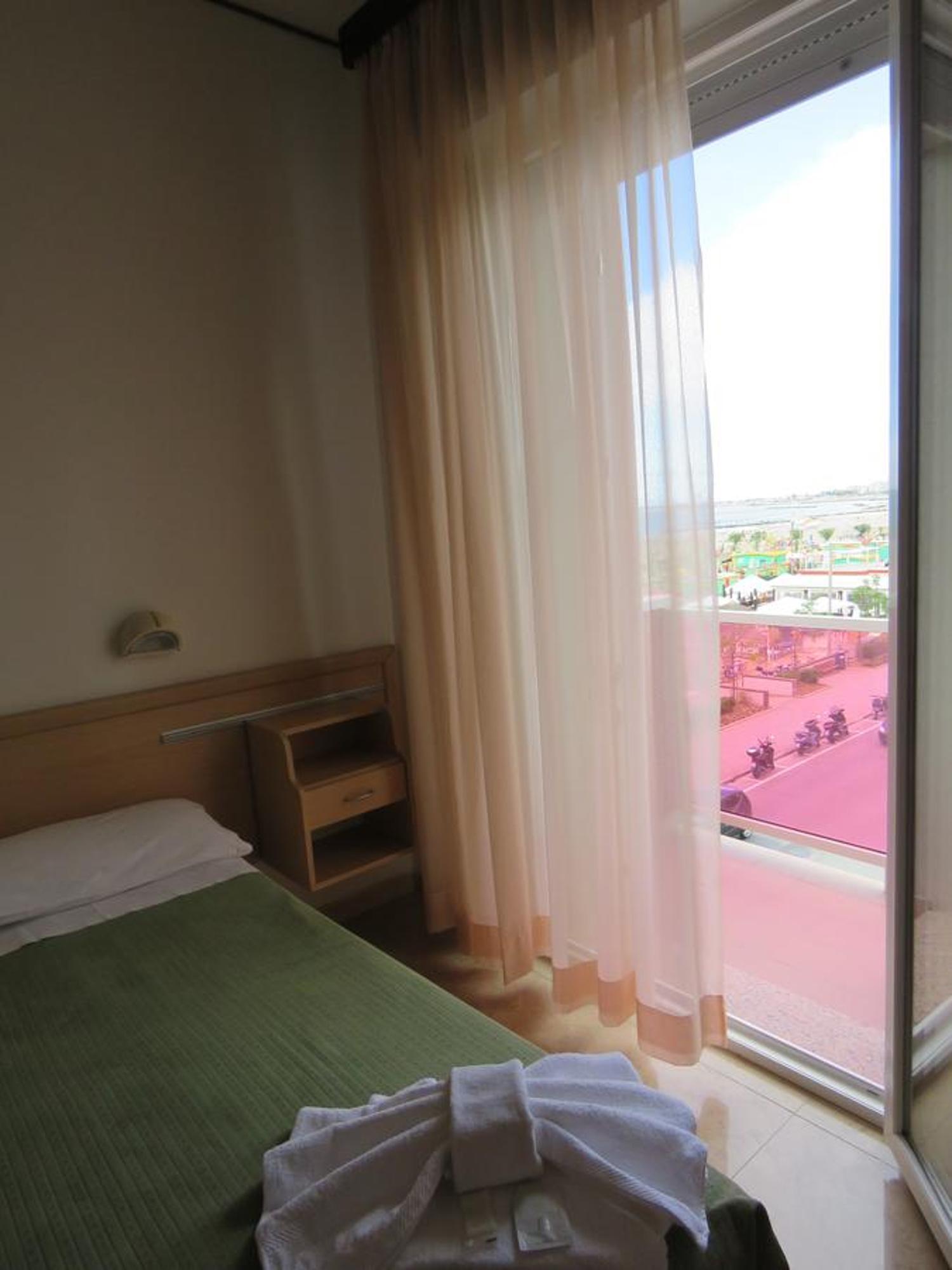 Hotel Cliff Ρίμινι Εξωτερικό φωτογραφία
